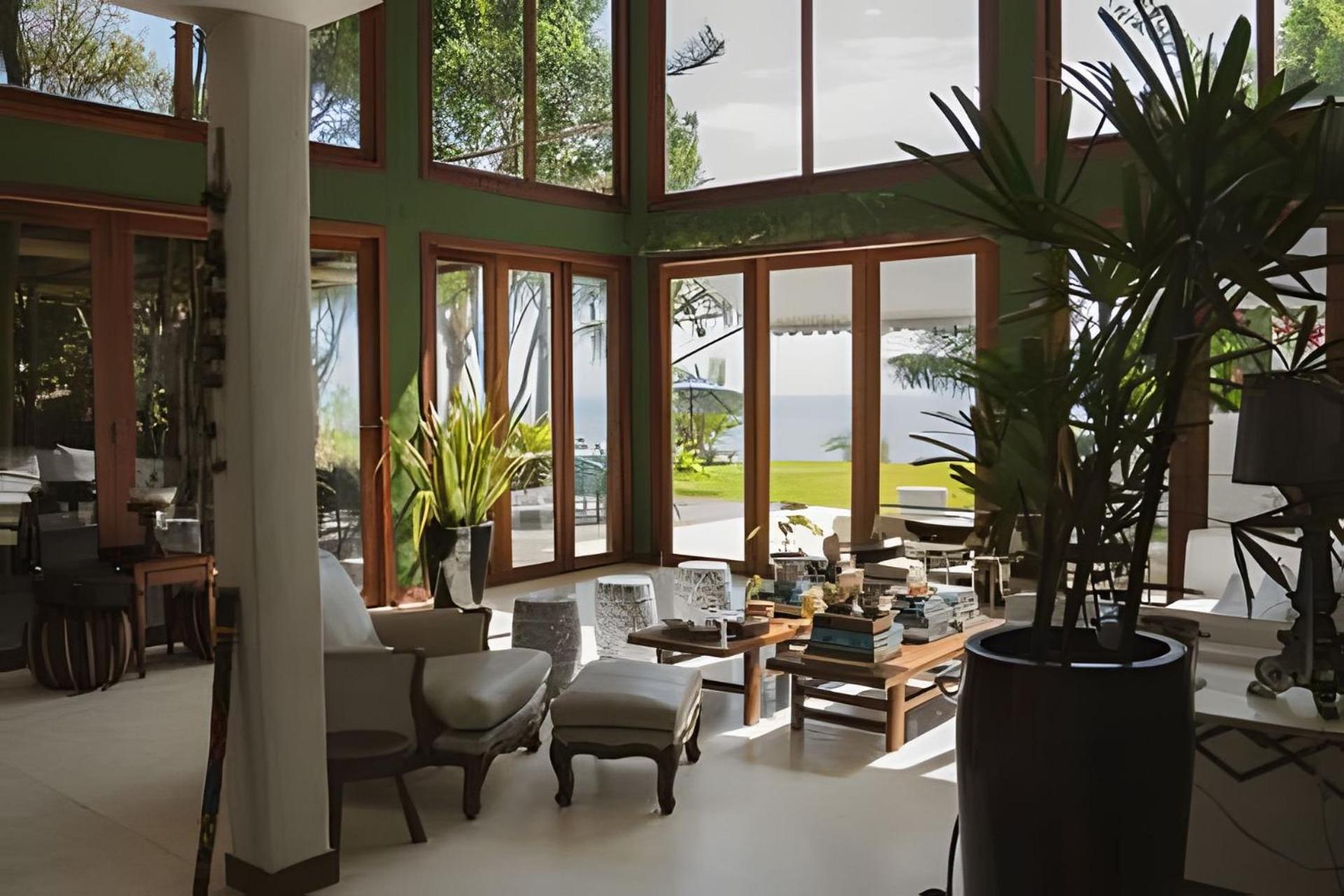 Corada Homestay *